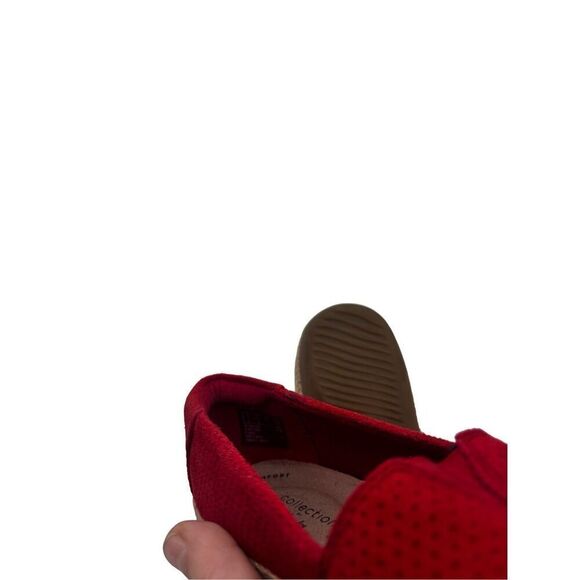 Clark’s red suede upper with jute  lower shoe  With rubber sole six 6.5 - Picture 2 of 12